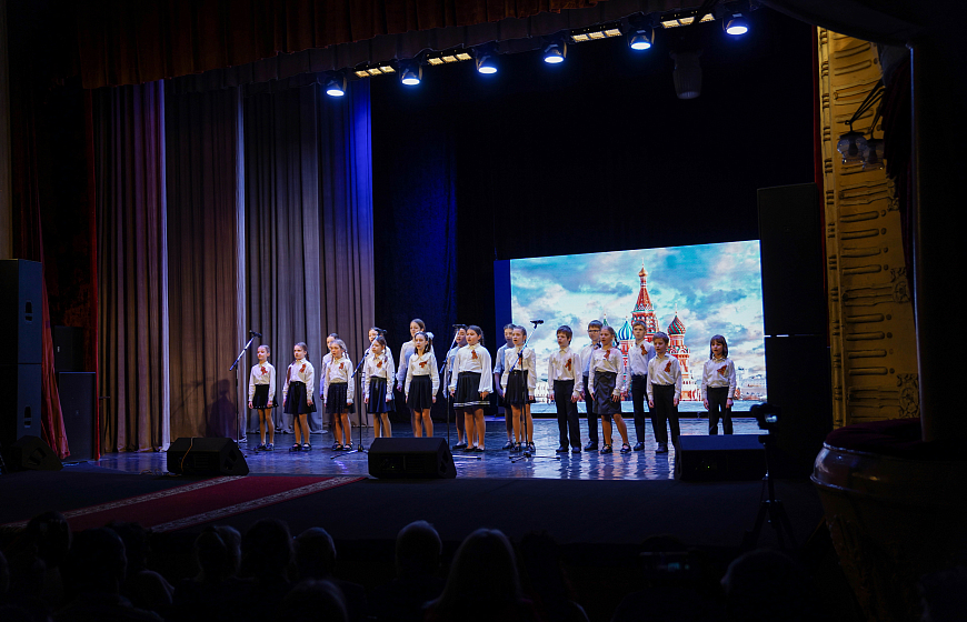 В Евпатории прошел заключительный концерт фестиваля-конкурса «Чёрные бушлаты» 